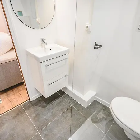 Hyper-centre - Cathedrale - Mairie Daire Reims